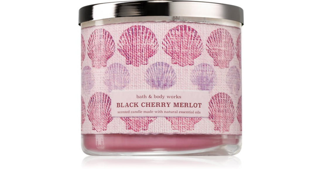 Bath &amp; Body Works Black Cherry Merlot scented candle 411 g