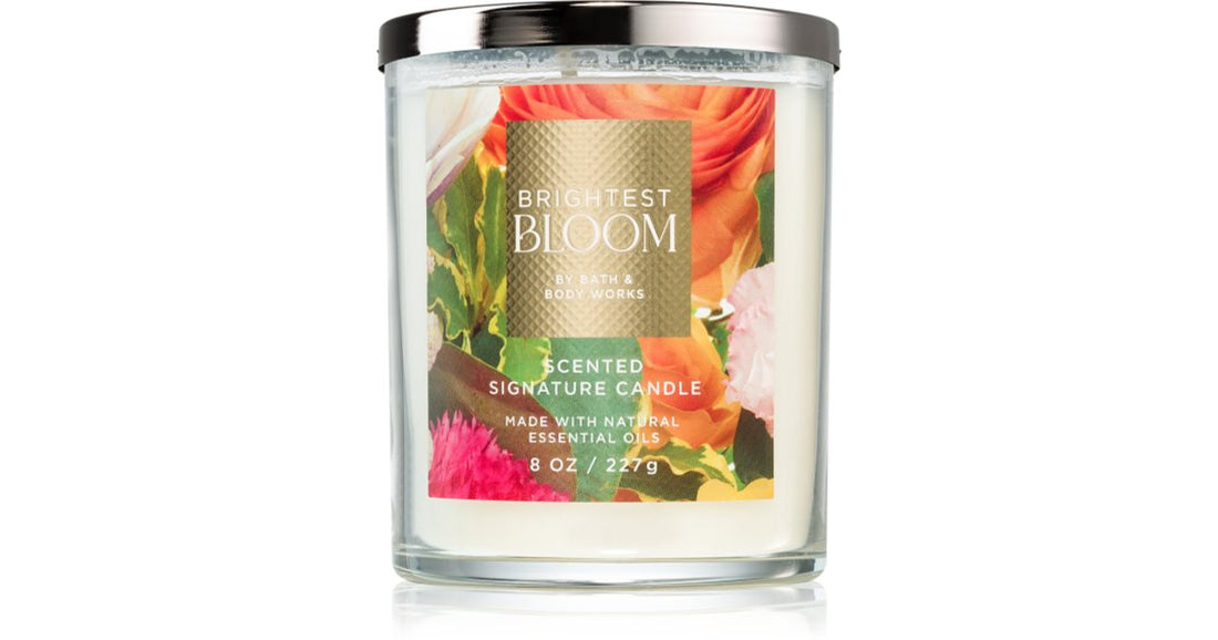 Bath &amp; Body Works Brightest Bloom scented candle 411 g