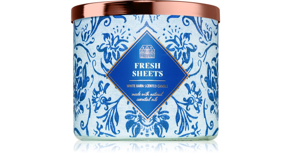 Bath &amp; Body Works Fresh Sheets scented candle 411 g