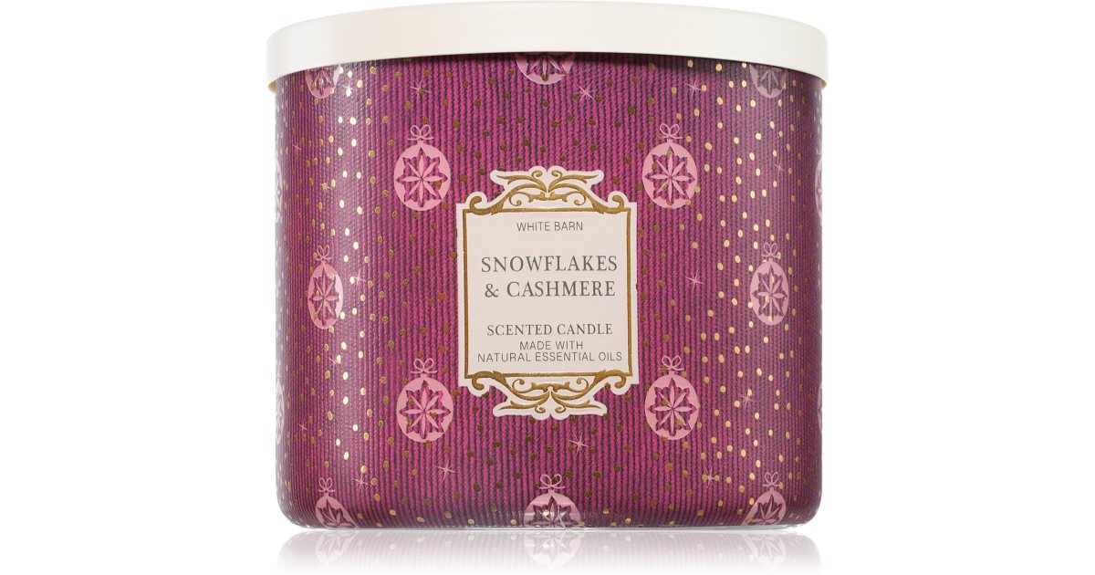 Bath &amp; Body Works Snowflakes &amp; Cashmere scented candle 411g