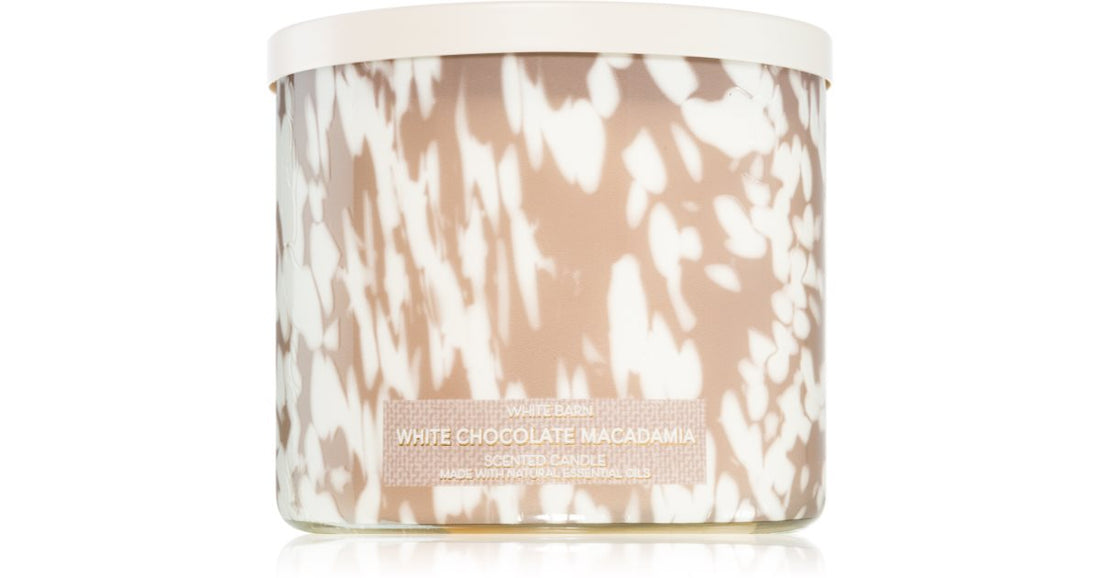 Bath &amp; Body Works White Chocolate Macadamia scented candle 411 g