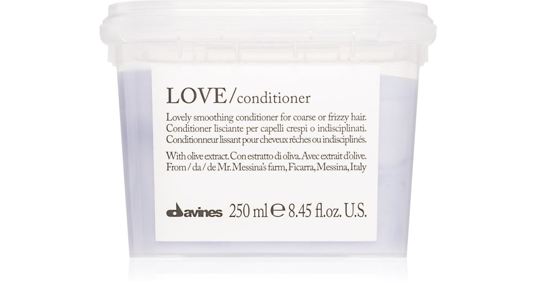 Davines Essential Haircare LOVE Smoothing conditioner for unruly and frizzy hair 250 ml